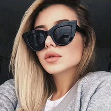 Load image into Gallery viewer, Brand Designer Cateye Glasses